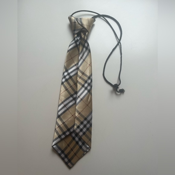 Child’s Check Pattern Tie - Picture 3 of 4